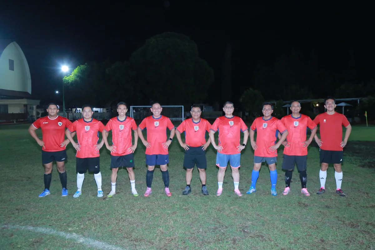 Fun Match Minisoccer bersama tima Bapak Kapolda Bertanding dengan Tim Bapak Wakapolda Nusa Tenggara Barat